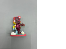  Cheer Bear Rainbow Burst figure from the Freeny's Hidden Dissectibles: Care Bears series by Mighty Jaxx. 