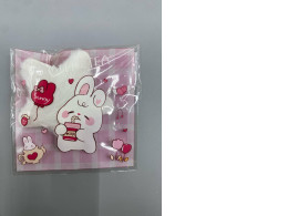 White star-shaped hair clip