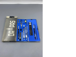 Drafting compass set Drafting compass set