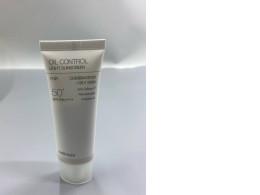 Lightweight sunscreen