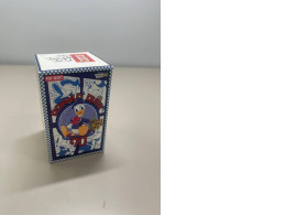 A toy based on the cartoon "Donald Duck".