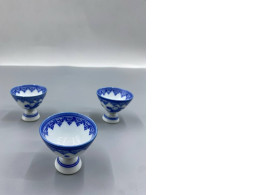 set of 3 Hirado ware sake cup set