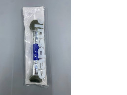 B.Colour makeup brush