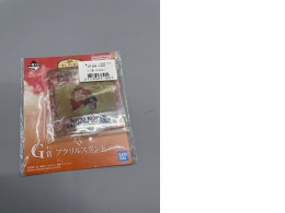 ONE PIECE acrylic stand