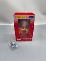 Japanese figure + bonus keychain