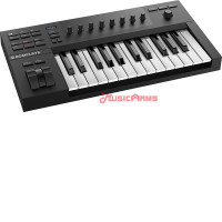 Native Instruments Komplete Kontrol A25 MIDI controller.