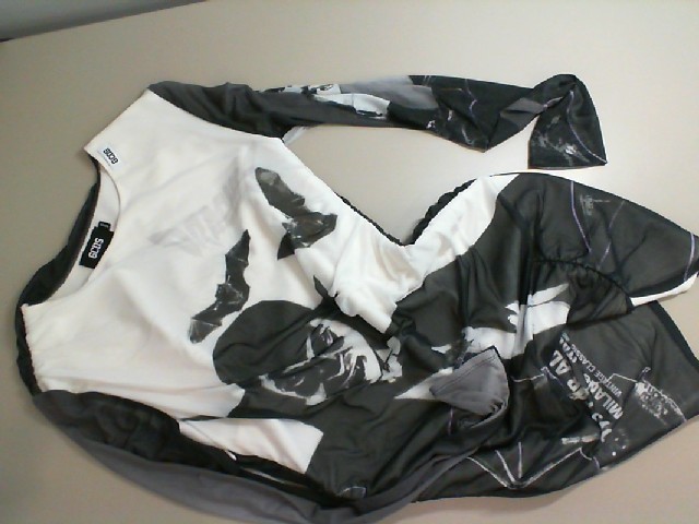 Short women's dress with long sleeves Short women's dress with long sleeves