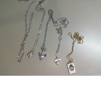 Set of 5 chains with pendant, bijouterie