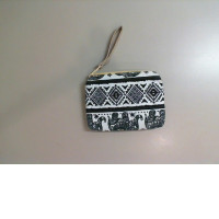 Small wallet with elephants