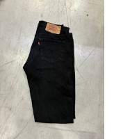 Men's black Levi's jeans