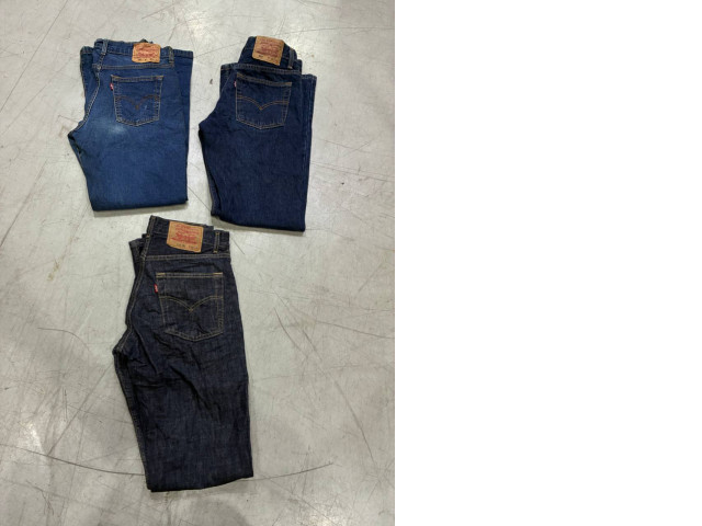 Set of 3 classic Levi's 501 Original Straight Jeans, jeans are Levi's 511 Slim Fit Men's Blue Jeans, Levi's 501 Original Fit men's jeans Set of 3 classic Levi's 501 Original Straight Jeans, jeans are Levi's 511 Slim Fit Men's Blue Jeans, Levi's 501 Original Fit men's jeans