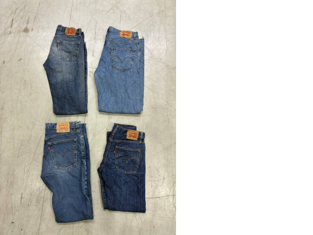 Set of 4 Levi's 501, 505, and 550 classic straight-leg jeans. Set of 4 Levi's 501, 505, and 550 classic straight-leg jeans.