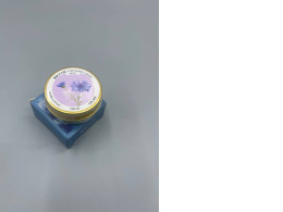 lavender-scented hand cream