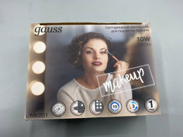  Gauss MAKEUP MK001 LED mirror light kit. 