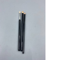 Set of 3 face brush Set of 3 face brush