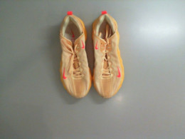 Men's yellow sneakers