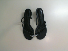Women's black shoes