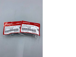 set of 2 Rear window mounting bolts