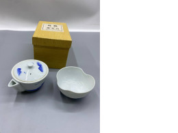 Set of 2 Shussai Pottery (Nagasawa Eizan) blue and white porcelain sencha tea set, Set of 2 Shussai Pottery (Nagasawa Eizan) blue and white porcelain sencha tea set,