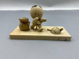 Vintage Kokeshi Doll Sosaku: Girl Catching Fish