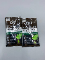 set of 2 My grandmother dyed my hair.