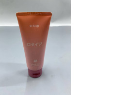Roseiji Hydrating Rose Facial Foam is designed to cleanse skin and remove makeup while providing hydration. 