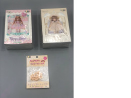 Set of 2 Japanese dolls + spare parts Set of 2 Japanese dolls + spare parts