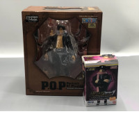 Set of 2 Japanese figures