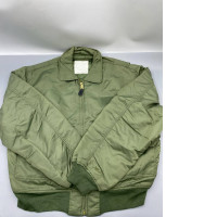 This pilot jacket is a CWU-45P model in olive green, a vintage military-style jacket manufactured by Rothco.