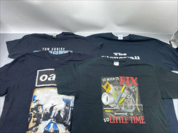 Set of 4 Vintage black crew neck t-shirt Set of 4 Vintage black crew neck t-shirt