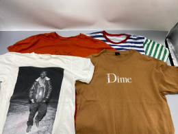 Set of 4 Vintage short-sleeved crew neck t-shirt Set of 4 Vintage short-sleeved crew neck t-shirt