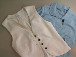 Set of 2 vests, white and blue