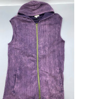 sleeveless purple zipper hoodie vest with a ribbed texture and faded wash effect.