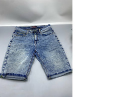 Men's three-quarter length jeans