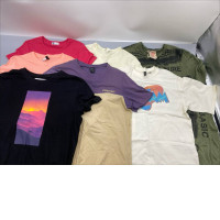 Set of  7 Men's vintage short-sleeved crew neck t-shirt.