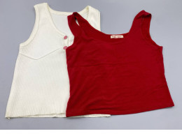 Set of 2 Women's tank tops, white and red.