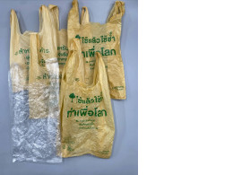 Set of 6 plastic bags Set of 6 plastic bags
