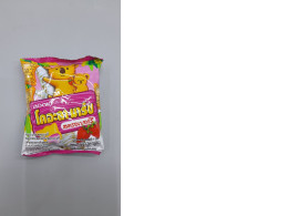  package of Lotte Koala's March Strawberry flavored biscuits. 