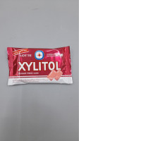 Lotte Xylitol Strawberry Mint sugar-free chewing gum. 