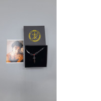 Love and Deepspace Sylus-themed necklace featuring a sword pendant. Love and Deepspace Sylus-themed necklace featuring a sword pendant.