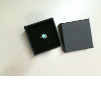 Bijouterie ring in a box