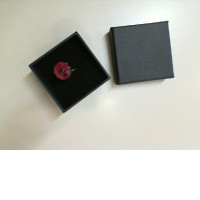 Bijouterie ring in a box