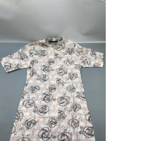 Vintage pink printed dress with short sleeves.