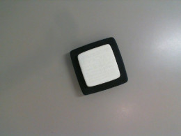 Ceramic pyramid with a pattern