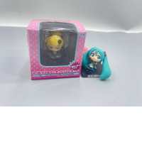 Set of 2 Japanese figures Set of 2 Japanese figures