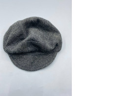 Women's gray-purple hat