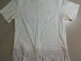 White T-shirt with fringe