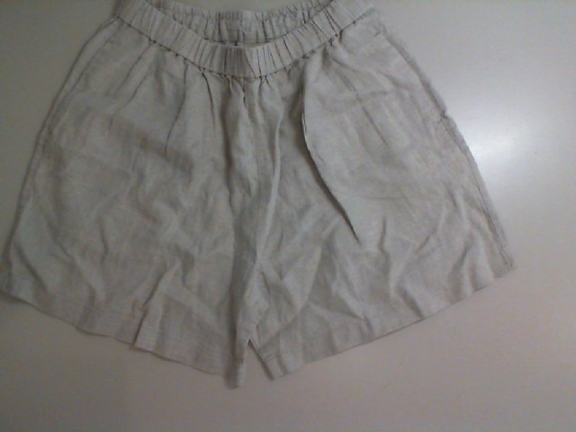 Gray fabric shorts Gray fabric shorts