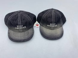 Set of 2 Cap 