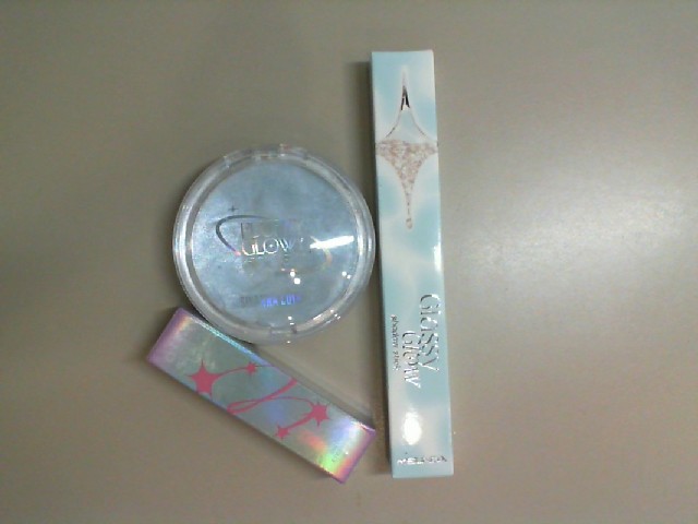 Glassy Glow 3-Piece Makeup Set. Shadow Stick. Glitter Eyeshadow Stick. Fluffy Glowy Glassy Glow 3-Piece Makeup Set. Shadow Stick. Glitter Eyeshadow Stick. Fluffy Glowy